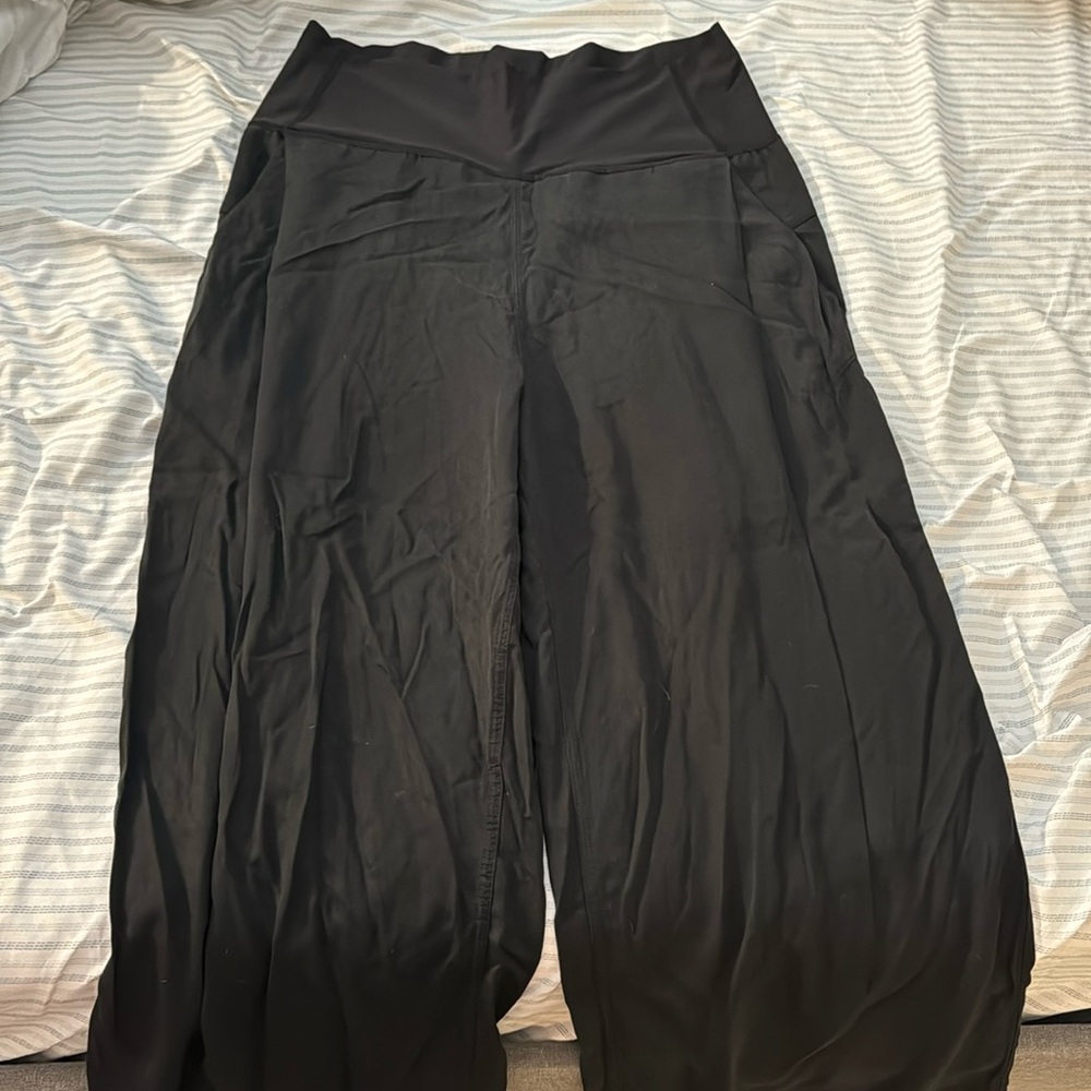 Lulu joggers